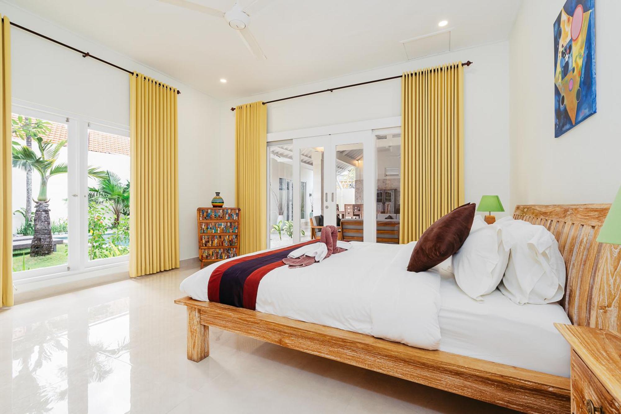 Green Garden Seminyak Villa Luaran gambar