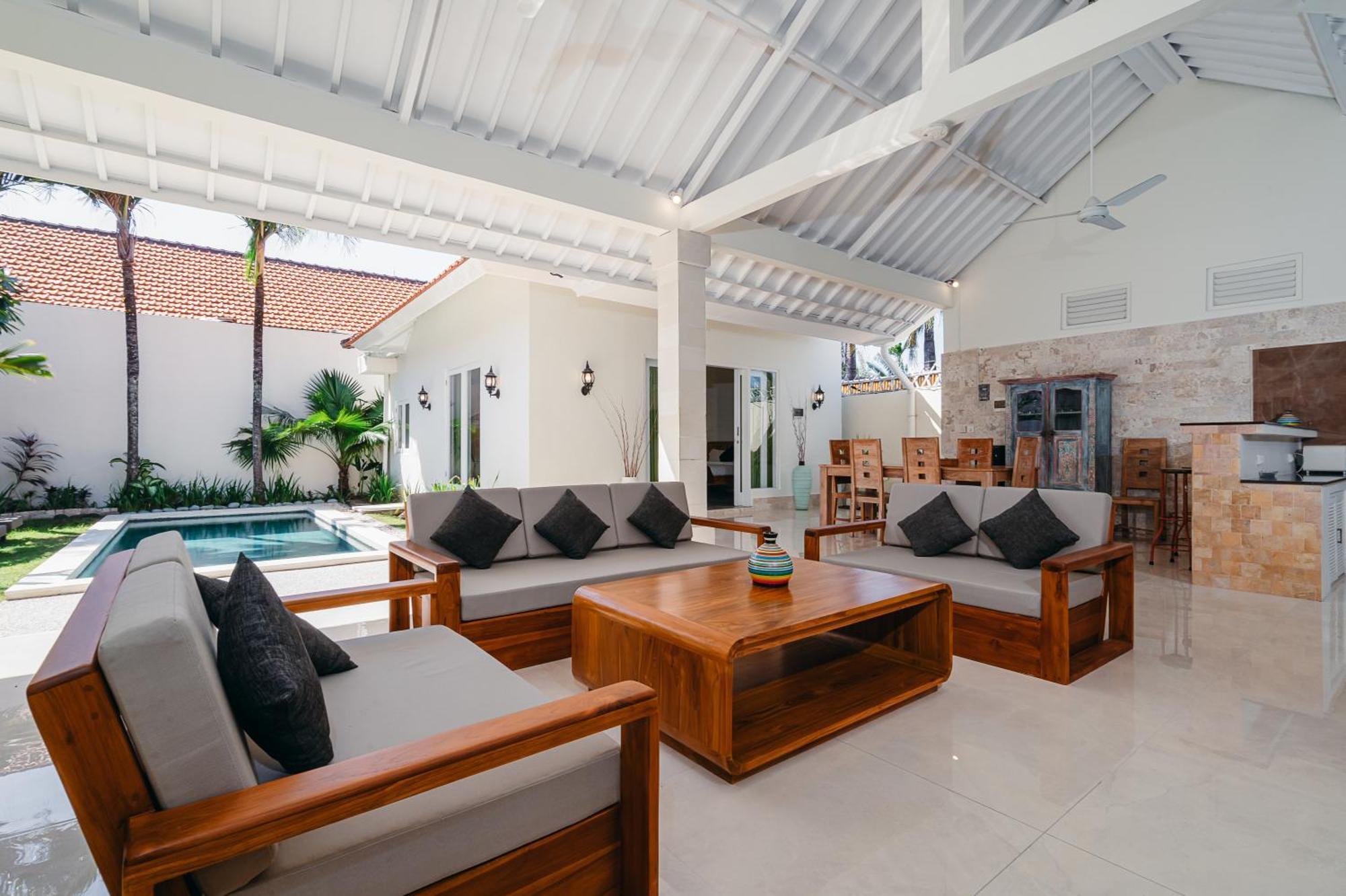 Green Garden Seminyak Villa Luaran gambar