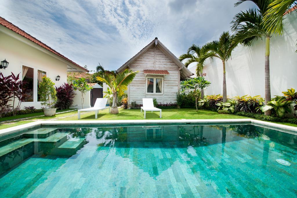 Green Garden Seminyak Villa Bilik gambar